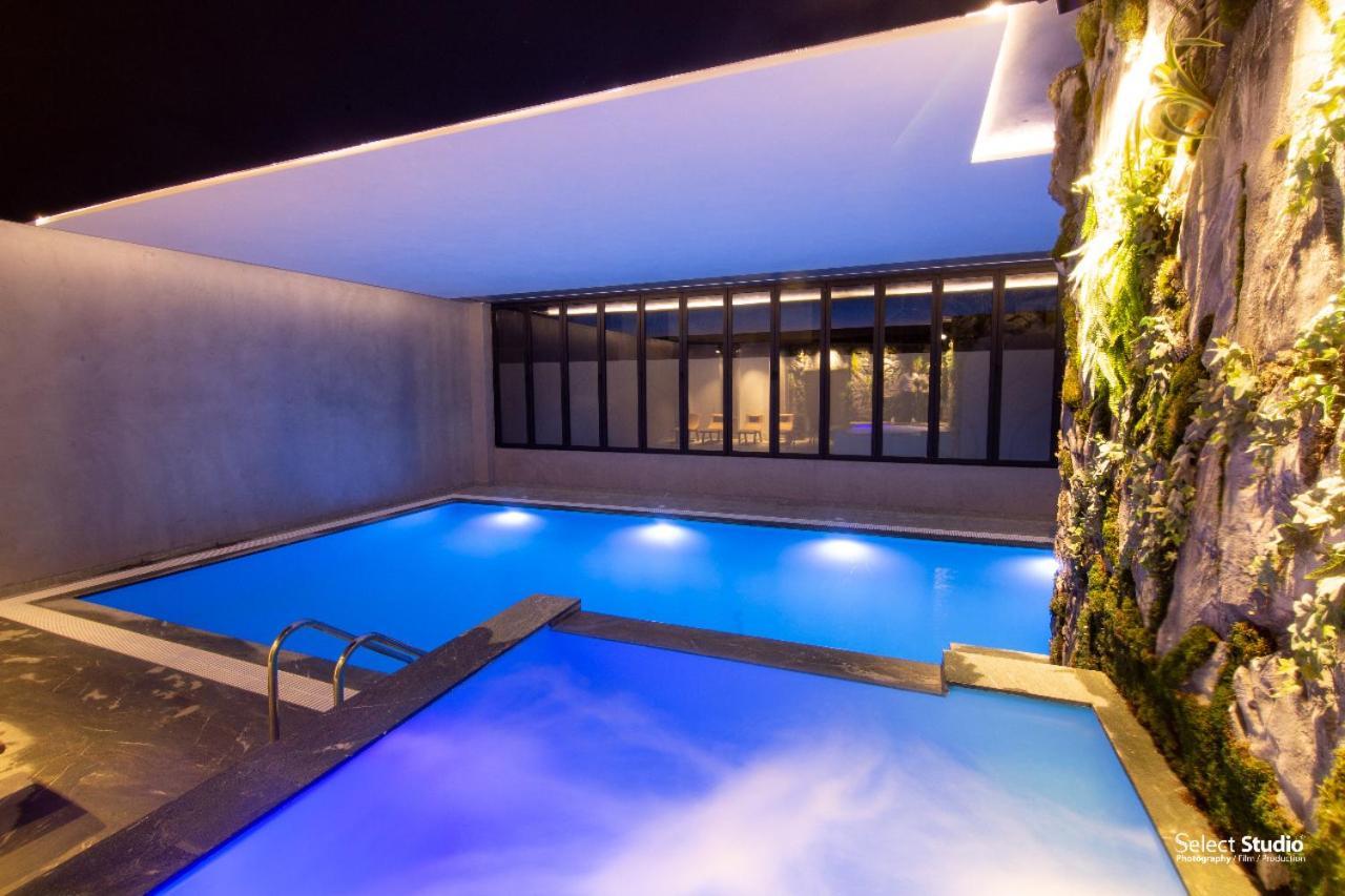 Hotel Kocibelli Pool & Spa Korça Exteriör bild