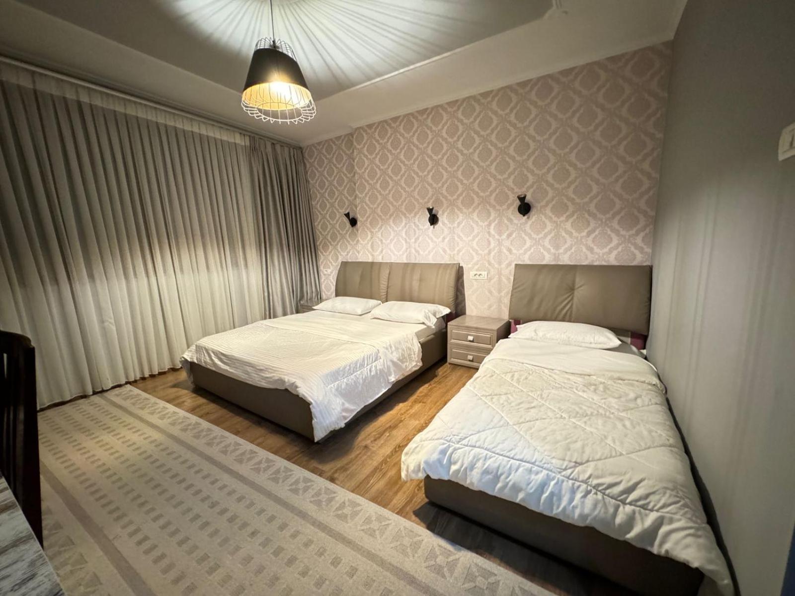 Hotel Kocibelli Pool & Spa Korça Exteriör bild