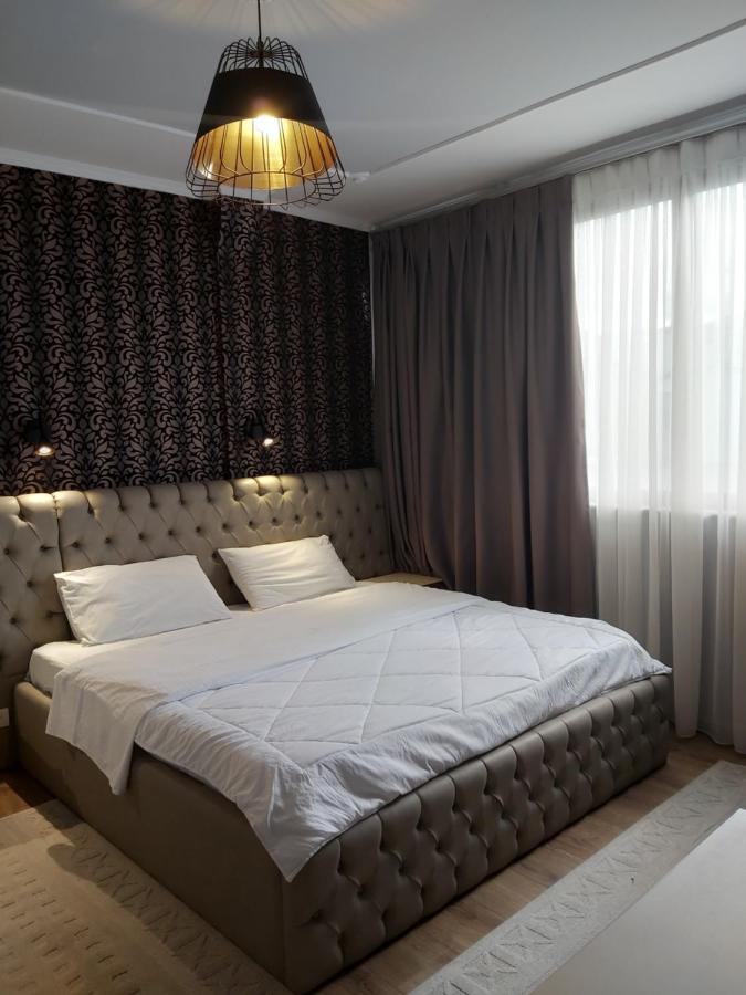Hotel Kocibelli Pool & Spa Korça Exteriör bild